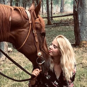 Meet your Posher, Beth